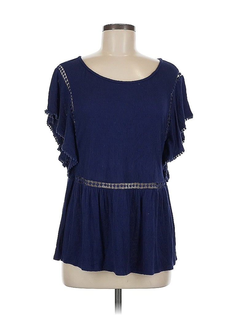 Click to view more detailed imagery on our partner's website Pre-owned On The Road ... Short Sleeve Blouse In Blue