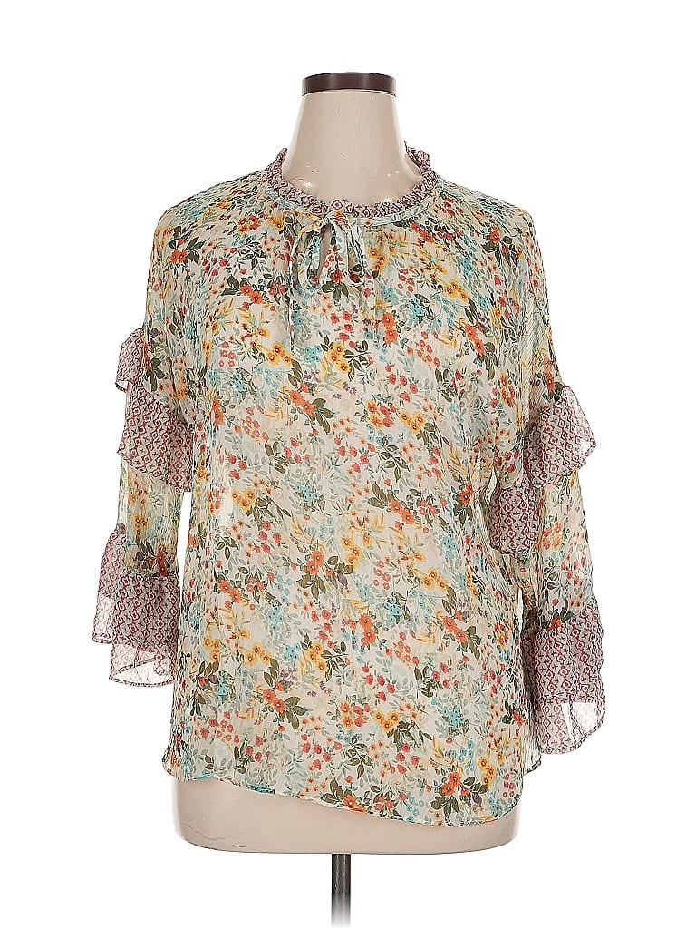 Pre-owned A.n.a. A New Approach 3/4 Sleeve Blouse In Green