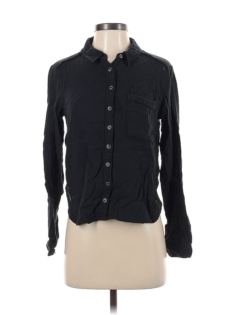 Click to view more detailed imagery on our partner's website Pre-owned Pilcro Long Sleeve Button Down Shirt In Black
