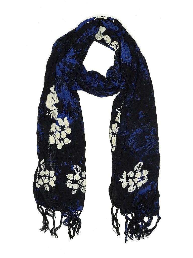 Pre-owned Young Fashion Scarf In Blue