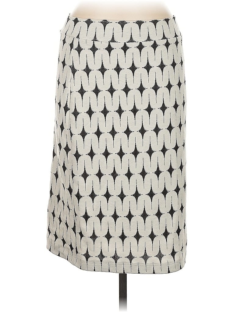 Click to view more detailed imagery on our partner's website Pre-owned Renee C Casual Skirt In White