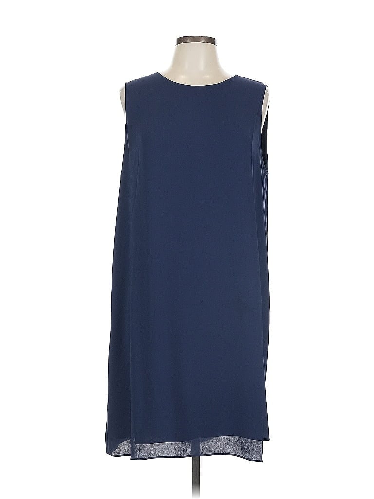 Pre-owned Bcbgmaxazria Casual Dress In Blue