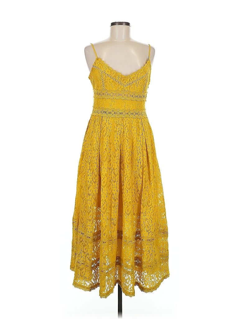 NSR Pre-owned Cocktail Dress In Yellow