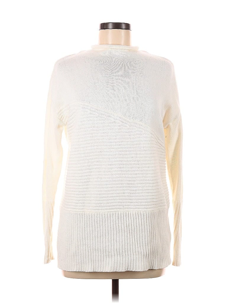 Pre-owned Vince Camuto Pullover Sweater In White