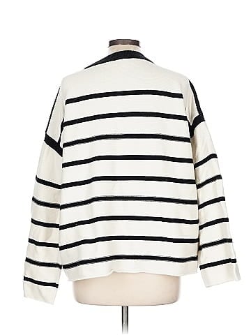 Gilli Pullover Sweater (view 2)