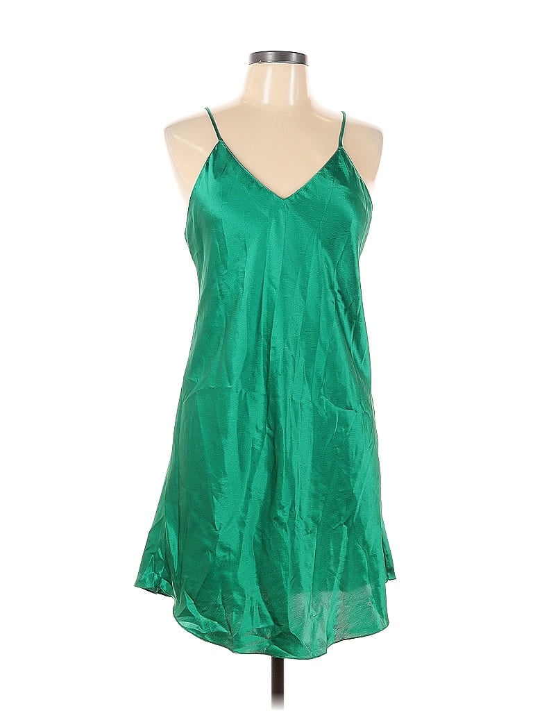 Click to view more detailed imagery on our partner's website Pre-owned Mystique Cocktail Dress In Green