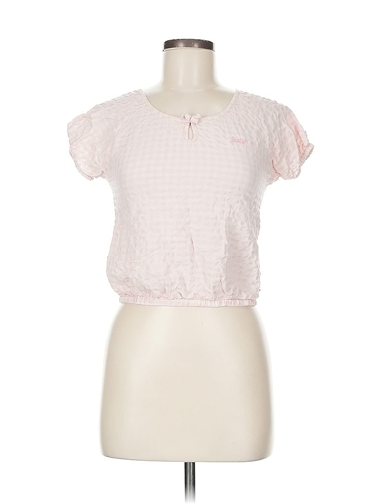 Click to view more detailed imagery on our partner's website Pre-owned Levi's Short Sleeve Top Pink Keyhole Neckline Tops