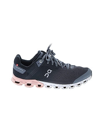 On Cloud Sneakers (view 1)
