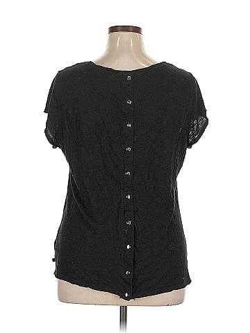 Rock & Republic Short Sleeve T-Shirt (view 2)
