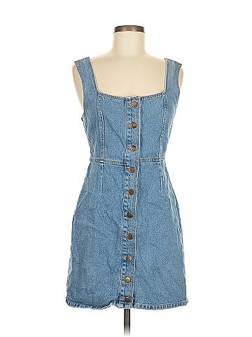Urban Outfitters Casual Dress (view 1)