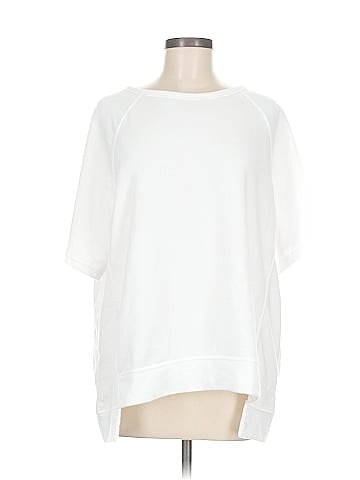 Dokotoo Poncho (view 1)