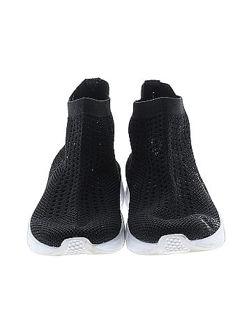 FILA Sneakers (view 2)