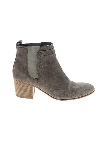 Vince. Ankle Boots (view 1)
