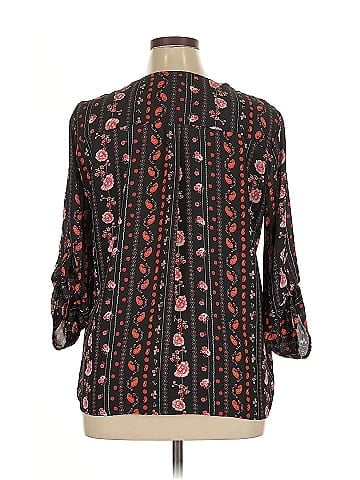 rue21 3/4 Sleeve Blouse (view 2)