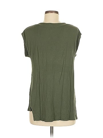 Pleione Sleeveless T-Shirt (view 2)