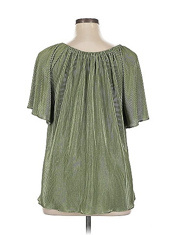 Roz & Ali Short Sleeve T-Shirt (view 2)