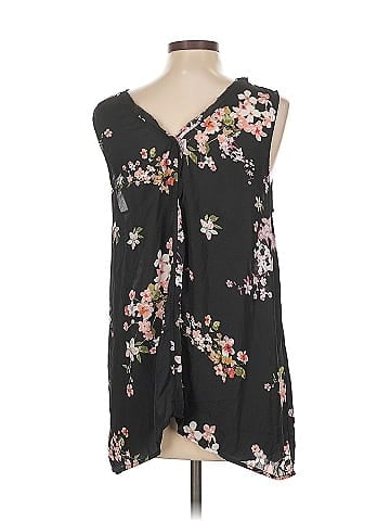 14th & Union Sleeveless Blouse (view 2)