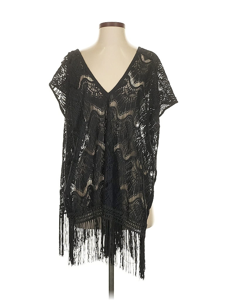 Click to view more detailed imagery on our partner's website Pre-owned Victoria's Secret Kimono In Black