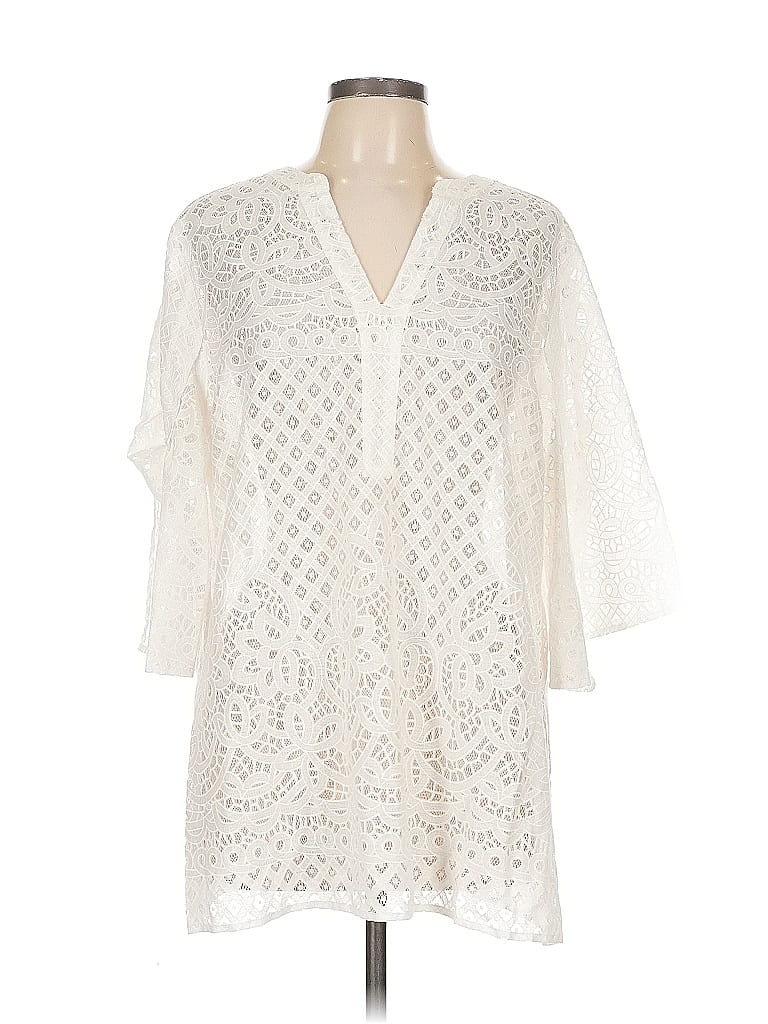 Click to view more detailed imagery on our partner's website Pre-owned Chico's 3/4 Sleeve Blouse In White
