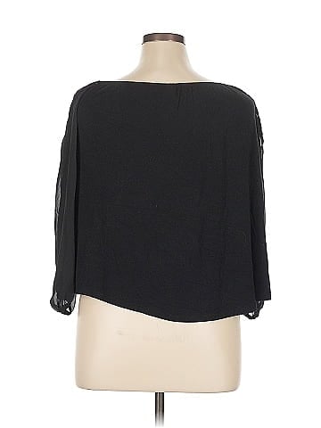 Classique 3/4 Sleeve Blouse (view 2)