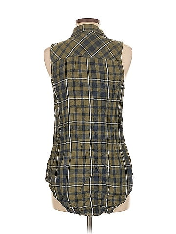 Rock & Republic Sleeveless Button-Down Shirt (view 2)