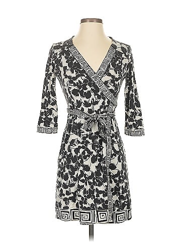 Diane von Furstenberg Casual Dress (view 1)