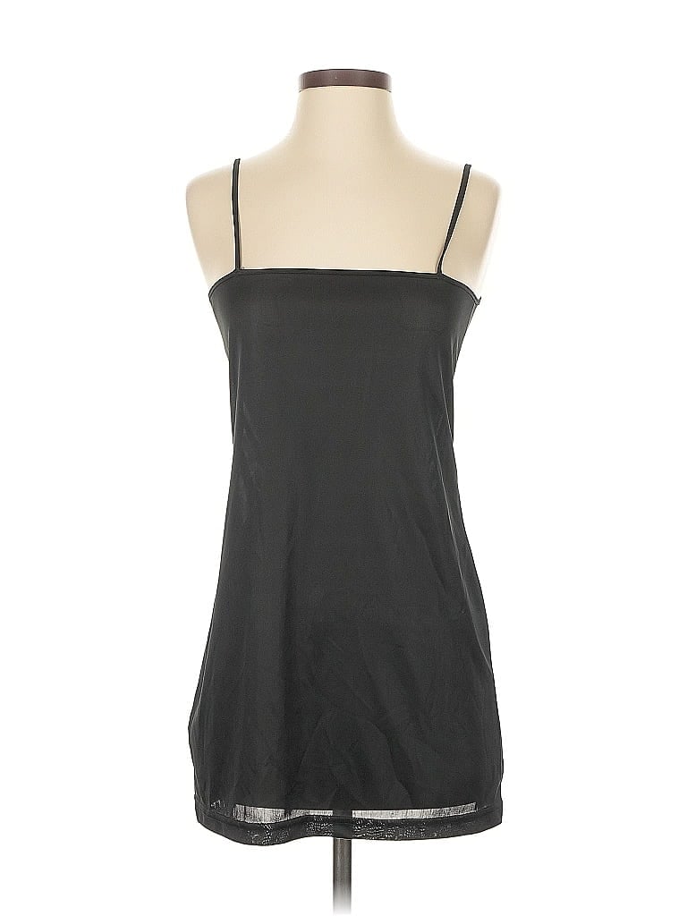 Click to view more detailed imagery on our partner's website Pre-owned Unbranded Tank Top Black Strapless Neckline Tops