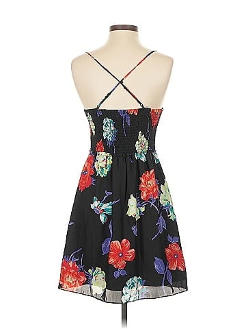 American Eagle Outfitters Sleeveless Top (view 2)