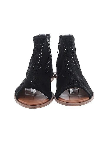 Gianni Bini Sandals (view 2)