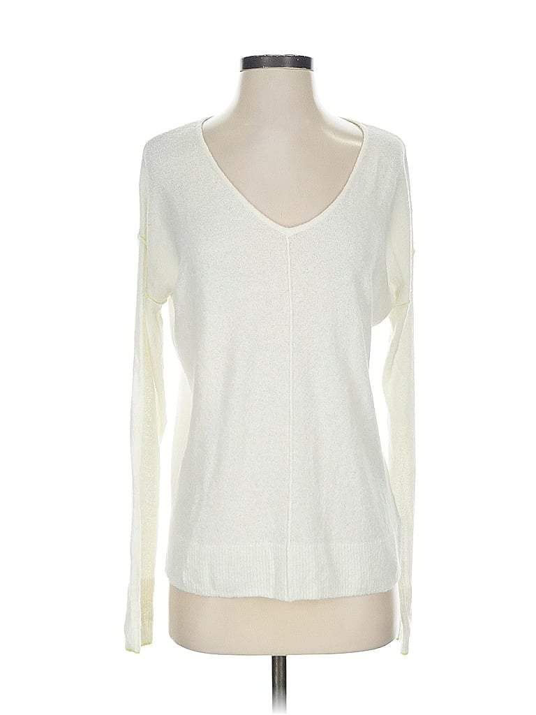 Click to view more detailed imagery on our partner's website Pre-owned Raffi Long Sleeve T-shirt In White