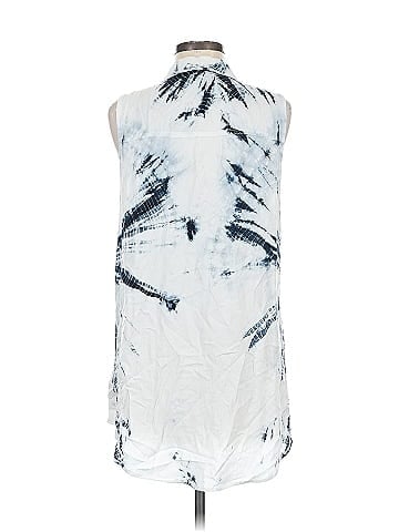 Rock & Republic Sleeveless Blouse (view 2)