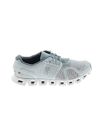 On Cloud Sneakers (view 1)
