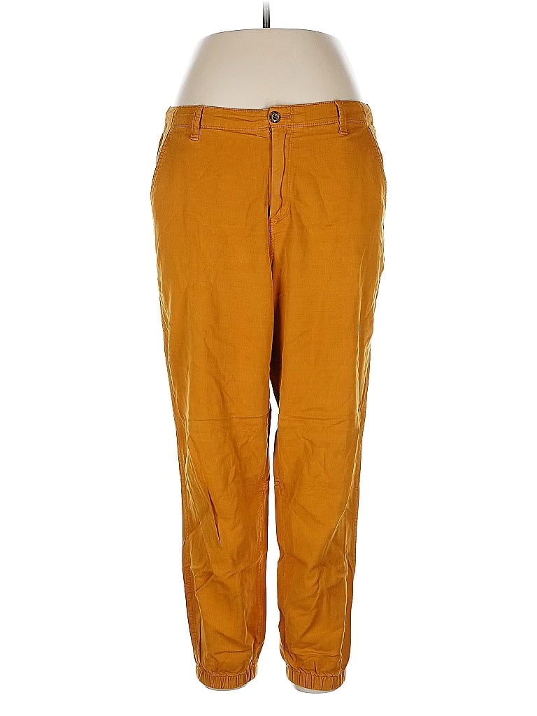 Click to view more detailed imagery on our partner's website Pre-owned Gap Casual Pants In Orange
