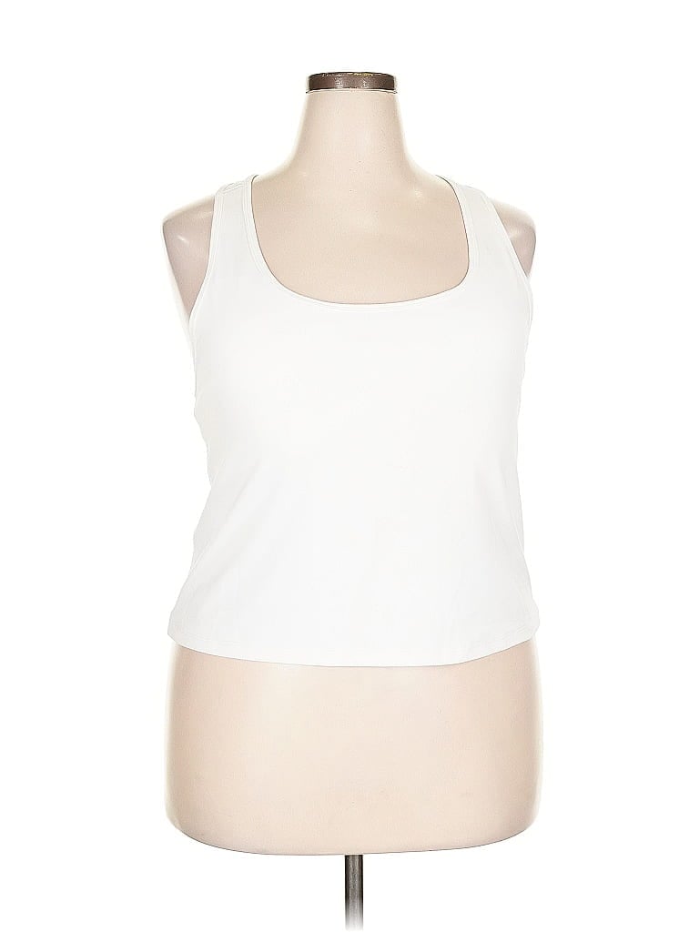 Click to view more detailed imagery on our partner's website Pre-owned Fabletics Tank Top White Halter Neckline Tops