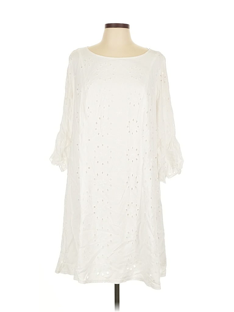 Pre-owned Torrid Casual Dress In White