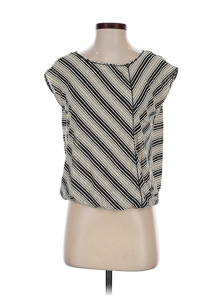 Pre-owned Max Studio Sleeveless T-shirt In White