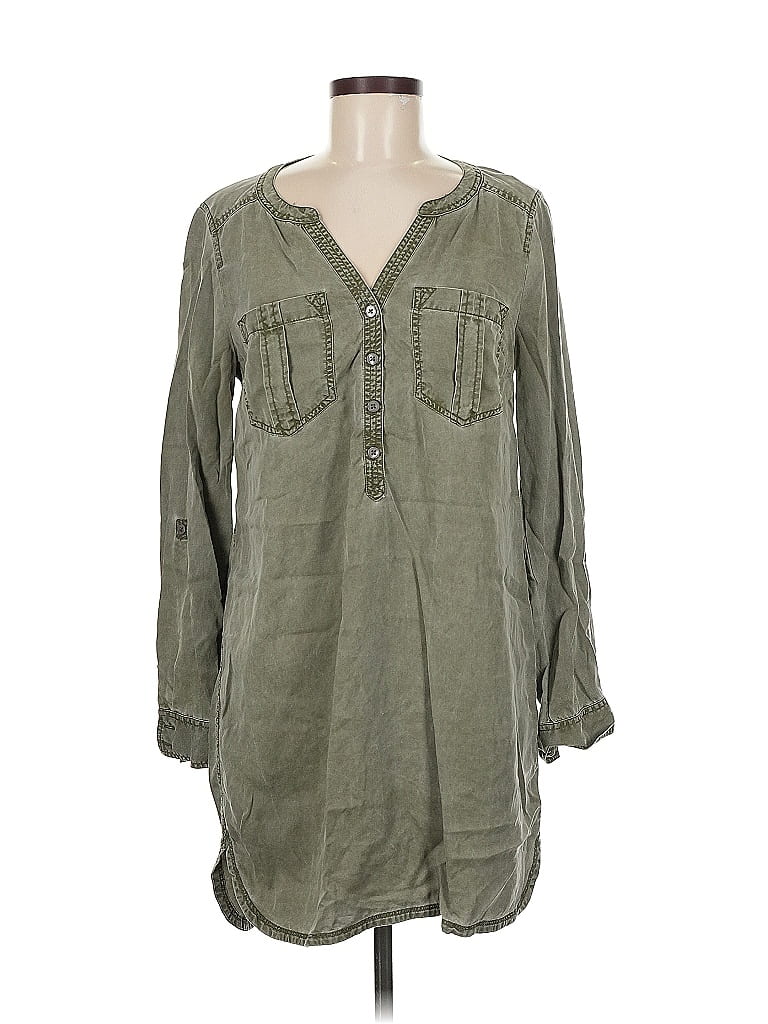 Click to view more detailed imagery on our partner's website Pre-owned Express Casual Dress In Green