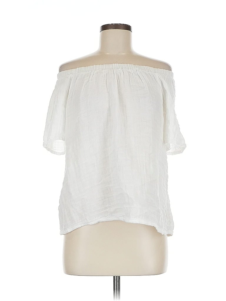 Click to view more detailed imagery on our partner's website Pre-owned Michael Stars Short Sleeve Blouse In White