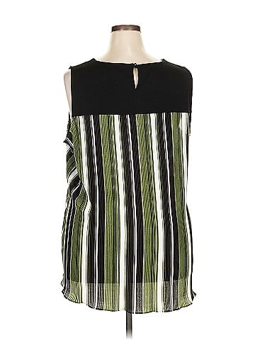 Roz & Ali Sleeveless T-Shirt (view 2)
