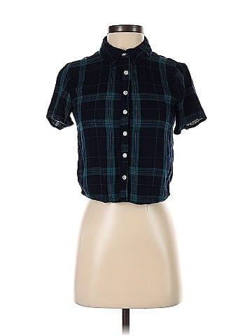 Wild Fable Short Sleeve Button-Down Shirt (view 1)
