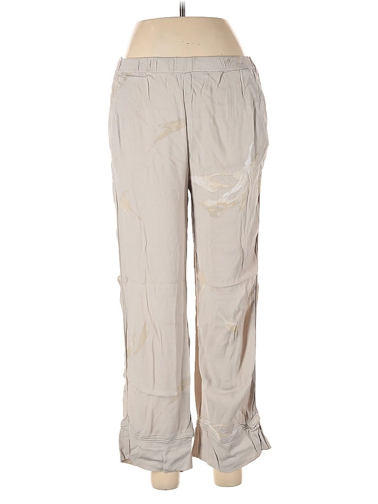 Click to view more detailed imagery on our partner's website Pre-owned Grade & Gather Casual Pants In White