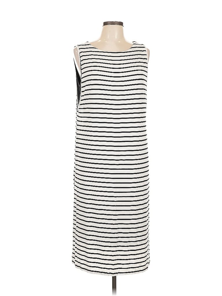 Pre-owned Chico's Casual Dress In White