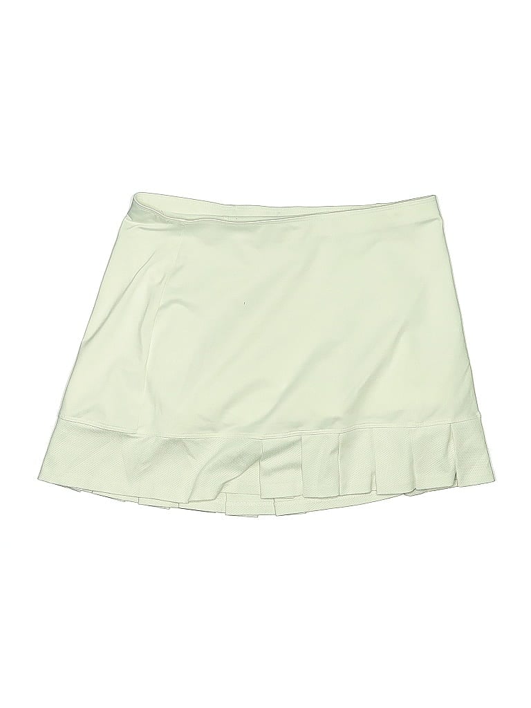 Click to view more detailed imagery on our partner's website Pre-owned K-swiss Active Skort In Green