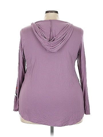 Torrid 3/4 Sleeve T-Shirt (view 2)
