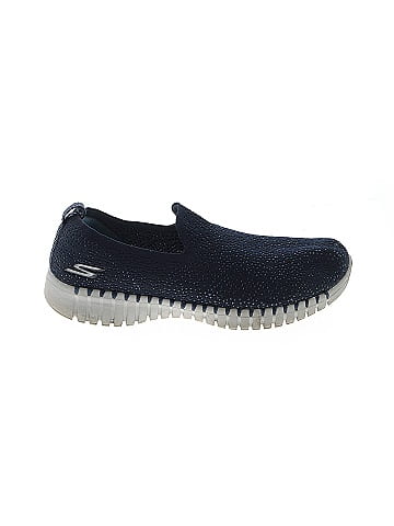 Skechers Sneakers (view 1)