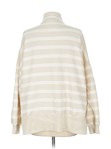 American Eagle Outfitters Pullover Sweater (view 2)