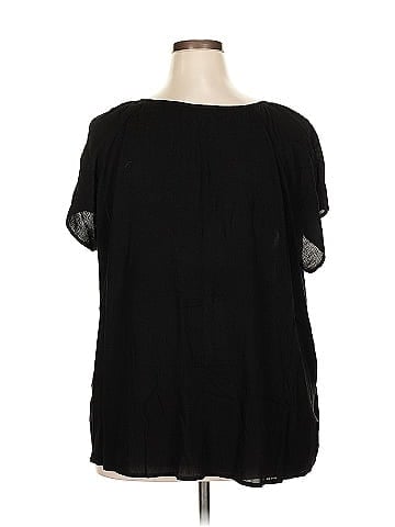 Karen Kane 3/4 Sleeve Blouse (view 2)