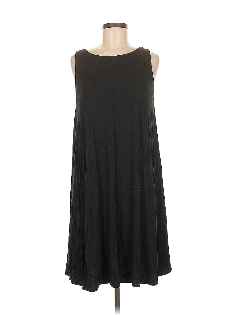 Pre-owned Uniqlo Casual Dress In Black