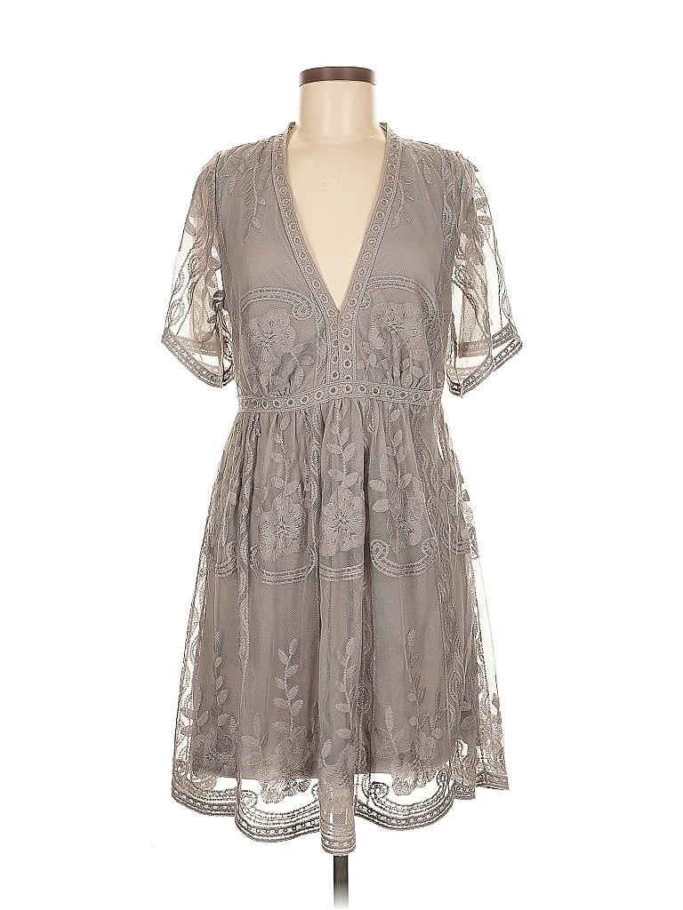 Pre-owned Bella Ella Kimono In Gray