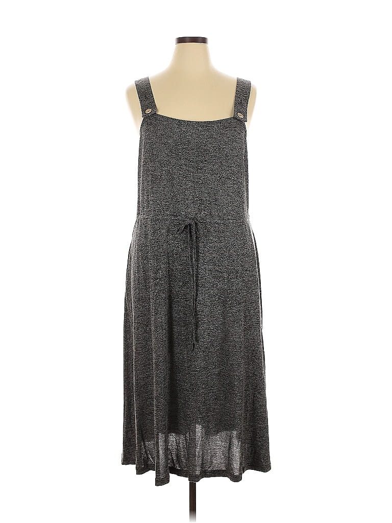 Pre-owned Bloomchic Casual Dress In Gray